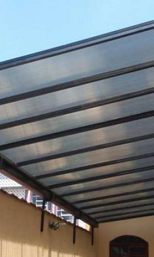 Cobertura em Telha de Alumínio Cobertura em Telha de Alumínio